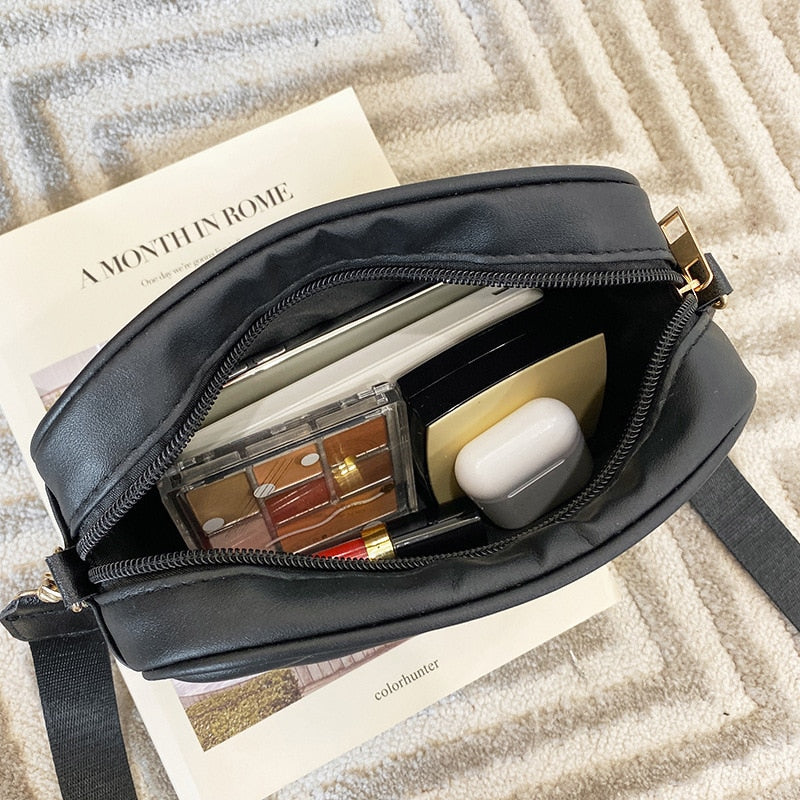 Women's Small Crossbody Bag PU Leather Messenger Bag Zipper Handbag Purse Summer Travel Bag for Female